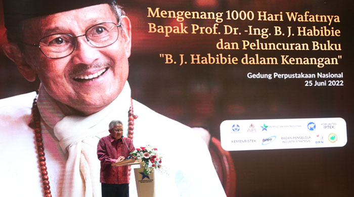 Kisah AIPI dan Visi B.J. Habibie